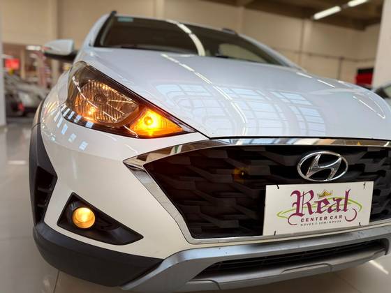 HYUNDAI HB20X 1.6 16V FLEX EVOLUTION AUTOMÁTICO HYUNDAI HB20X 1.6 16V FLEX EVOLUTION AUTOMÁTICO